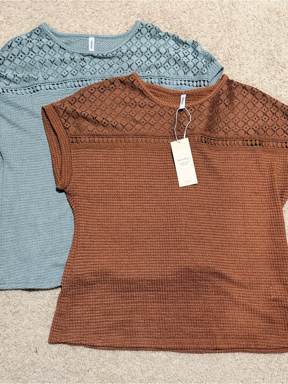 NWT/NWOT Women’s Short Sleeve Top x2 XL